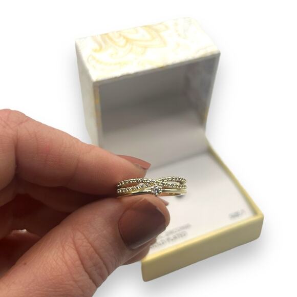 NWT Charter Club Gold Plated Cubic Zirconia Twisted Band Ringe Size 7 NEW - Picture 1 of 5